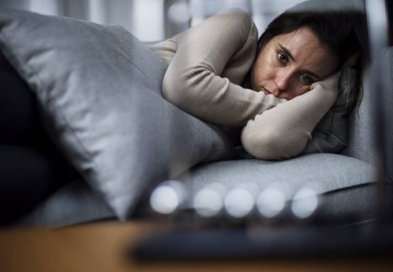 Mối liên hệ giữa chứng mất ngủ và trầm cảm 