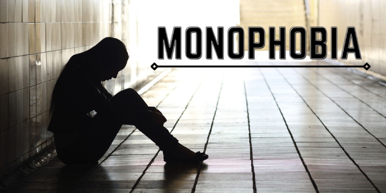 Hội chứng sợ bị bỏ rơi (Monophobia) là gì?